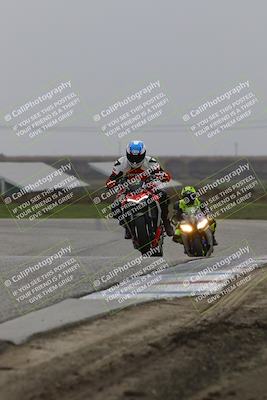 media/Nov-29-2025-TrackDaz (Sat) [[10ae2d9bce]]/C Group/Session 4 (Wheelie Bump)/